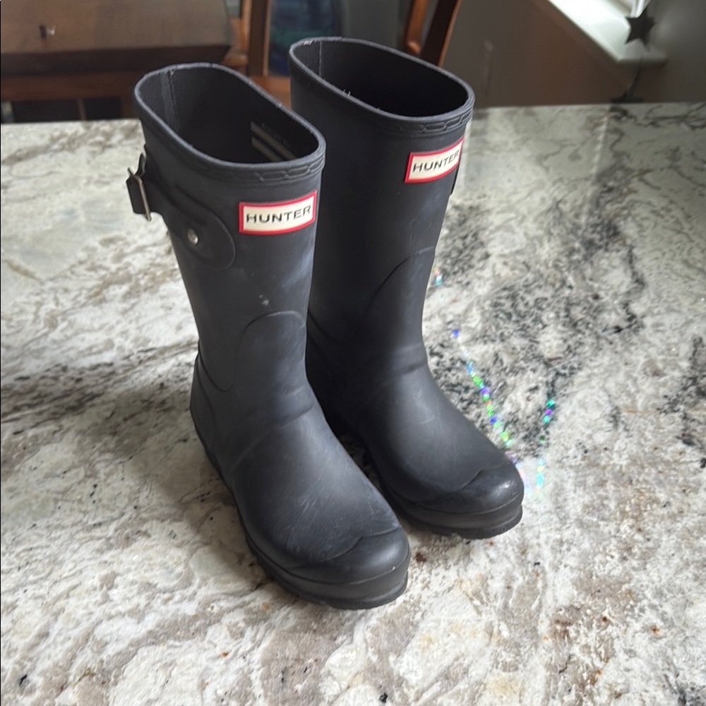 EUC kids Hunter boots